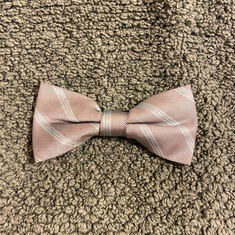 Boys clip bowtie